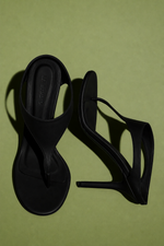 GISELLE MULE BLACK