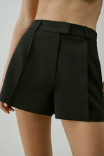 RHIA SHORT BLACK